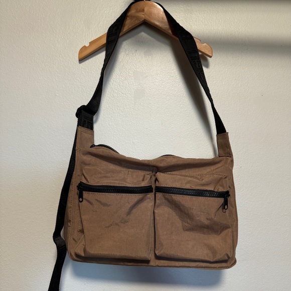 BAGGU Handbags - Baggu Medium Cargo Crossbody Bag